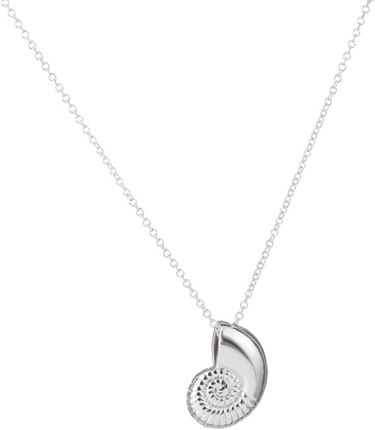 Meiligoยฎ Fashion Woman Conch,Snail,Shell Charm Pendant Necklace (Silver)