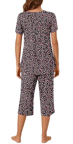 Image of Womens Summer Pajama Sets 2 Piece Short Sleeve Top and Capri Pants Plus Size Ladies Lounge Pjs Sets with Pockets