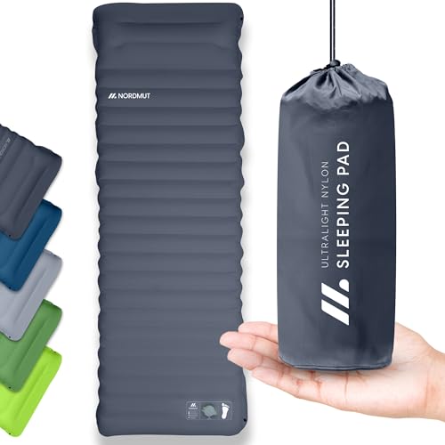 NORDMUT Colchoneta autoinflable de 10 cm – Esterilla de camping con tamaño pequeño – Colchón de aire autoinflable para inflar fácilmente – Colchón de camping ultra cómodo (gris oscuro)
