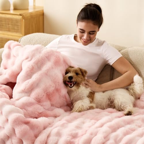 Bedsure GentleSoft Fluffy Pink Bubble Blanket, Fuzzy Soft Faux Fur Throw Blanket for Couch, Faux Fur Decor Gifts for Teenage Girls, Thick Warm Furry Cozy Gifts for Women, Tie-dye Pink, 50x60 Inch
