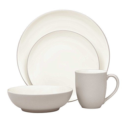Noritake Colorwave 4-Piece Coupe Place Setting in Sand