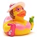 Produktbild Quietscheente Urlauberin I Badeente - L: 9 cm I inkl. Badeenten-Schlüsselanhänger im Set