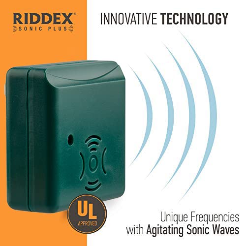 Riddex Sonic Plus Ultrasonic Pest Repeller, Plugs in with extra Outlets Indoor Use - Insect Repellent - Bug Repellents for Home Defense - Protect Against Rodents & Insects, Chemical Free(3 Pack Green)