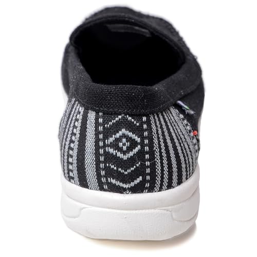 Minnetonka Women's Discover Boat Shoe, Black Linen, Size 64