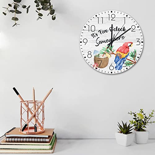 Horloges murales en bois pour rompre la monotonie d'une salle de sport - 4