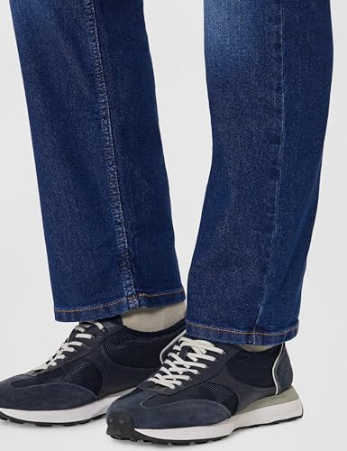 Image of Levi's Men's Straight Fit Mid Rise Jeans