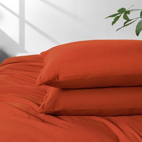 Image of 2 Pack Microfiber King Size Zipper Pillowcases,Orange Red Pillow Case Set of 2,Soft Comfortable Not Shrink Pillow Cases King,Breathable Luxury Pillow Covers(20x36 Inches)