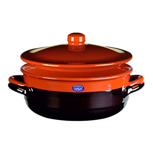 VULCANIA Tegame in Terracotta da 2 litri con Coperchio, Colore Crete, Finitura Senza Finitura, Smalti Senza Metalli Pesanti, Ideale per Zuppe, Stufati, Brasati e Pane, Lavabile in Lavastoviglie