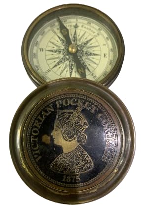 Brújula de Bolsillo Vintage de Latón con Tapa Grabada Estilo Antiguo Náutico para Senderismo, Viajes, Coleccionistas y Regalo Decorativo