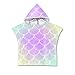 Chickwin Poncho à Capuche Enfants, Microfibre Serviette avec Capuche Cartoon Peignoir De Séchage Rapide Natation Robe de Bain Plage pour Garçons et Filles (60x80cm,Écailles Violettes)