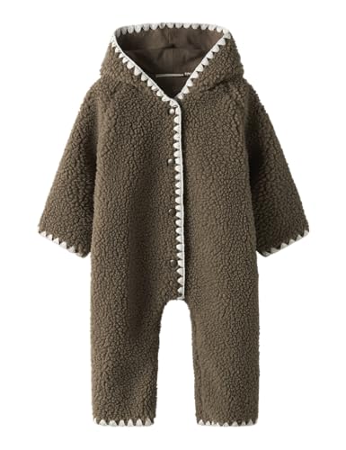Lil' atelier nbflajo loose suit soluciona la rigidez en la ropa de bebé