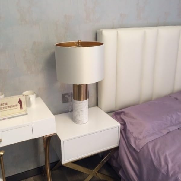 Lampe de table en marbre pour illuminer chaleureusement vos soirées