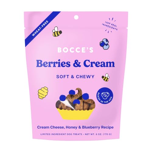 Bocce's Bakery 'Berries & Cream Treats for Dogs, Wheat-Free Everyday Dog Treats, Made with Real Ingredients, Baked in The USA, Natural Soft & Chewy Cookies, Cream Cheese & Blueberry, 6 oz