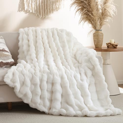 Smoofy Faux Fur Throw Blanket for Couch – Cream White Fluffy Cozy Rabbit Fleece, Plush Soft Bubble Blanket for Sofa & Bed, for Mom, Warm Fuzzy Home Room Decor Throw 50" x 60"