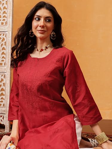 Image of Ada Hand Embroidered Lucknowi Chikankari Straight Cotton Kurta Kurti for Women A133488