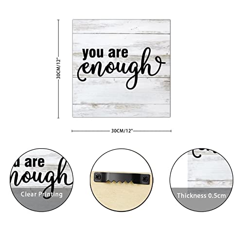 Habiller un mur blanc vide grâce à cette décoration bois You are Enough - 3