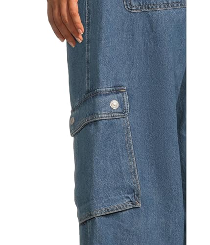 Levi's Women's Superlow Loose Cargo Denim4