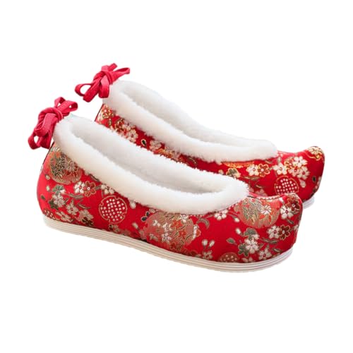 Chaussures brodées chinoises pour femme : élégance artisanale à talon compensé