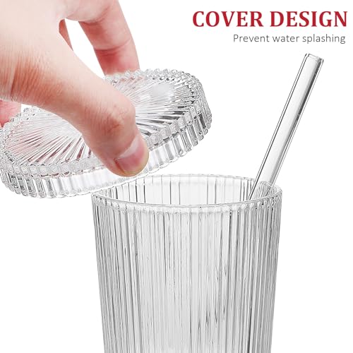 Vaso de vidrio con pajita de diseño estriado elegante 5