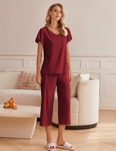 Image of Ekouaer Womens Cotton Pajamas Sets Short Sleeve Capri Pants with Pockets