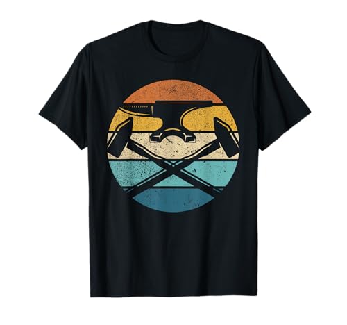 Retro Blacksmith - Blacksmithing Vintage Blacksmith T-Shirt