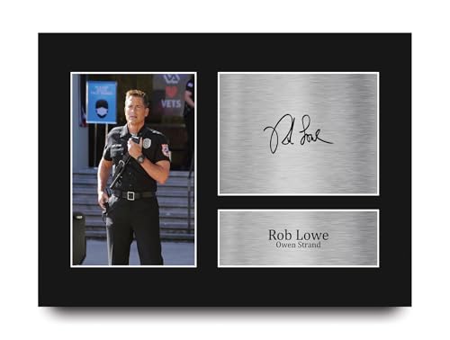 HWC Trading Rob Lowe Owen Strand 9-1-1 Lone Star Geschenke Gedrucktes Signiertes Autogramm Foto für Fans von Fernsehshows - A4 für 19,99 EUR bei amazon.de Bild: HWC Trading Rob Lowe Owen Strand 9-1-1 Lone Star Geschenke Gedrucktes Signiertes Autogramm Foto für Fans von Fernsehshows - A4 für 19,99 EUR bei amazon.de