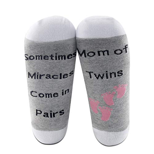 MBMSO 2 Pairs Twin Mom Socks Mom of Twins Gift for Mom Expecting Twins Gifts