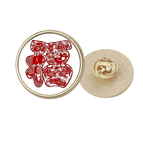 Broche ronde en métal doré motif poisson pour sublimer votre veste de tous les jours