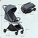 AIYAPLAY Silla de Paseo Ligera con Respaldo Reclinable y Reposapiés Ajustable Imagen de AIYAPLAY Silla de Paseo Ligera con Respaldo Reclinable y Reposapiés Ajustable