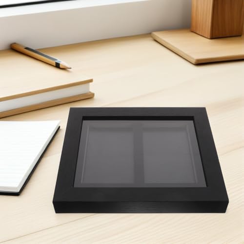 Vitrina para colgar en pared con marco transparente que evita el deterioro de cartas 8