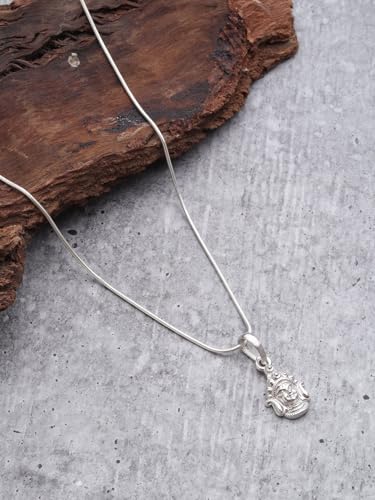 Pendentif Durga Maa en argent : offrez protection et santé