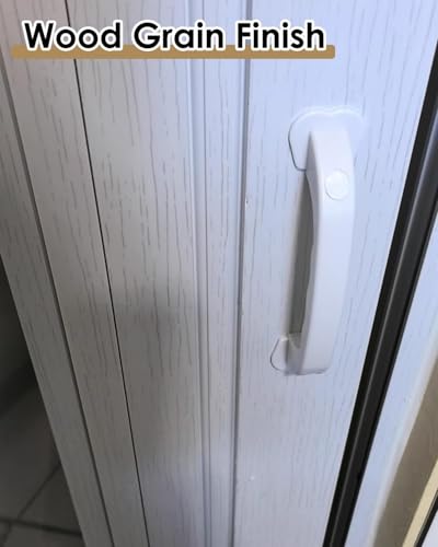Porte accordéon blanche en PVC pour optimiser l'espace d'une buanderie étroite