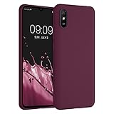 SENCILLA: Este tipo de funda trasera cuenta con un diseño sobrio y sencillo, además de ser fácil de colocar.