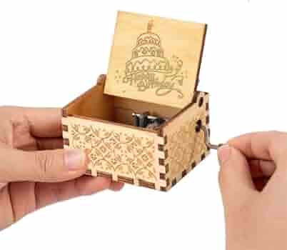 ジャマイカ7” Rupie Martins All Stars Musical Container none Modified /00050 Wooden Hand Cranked Music Box, For Gifting at ₹ 180/piece