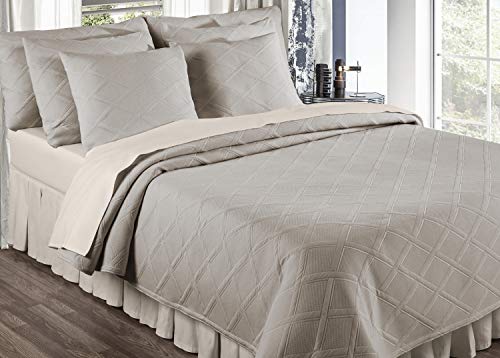 Europa Fine Linens Evora Matelasse Bedding, Coverlet Full/Queen Size 84-Inch by 96-Inch, Taupe