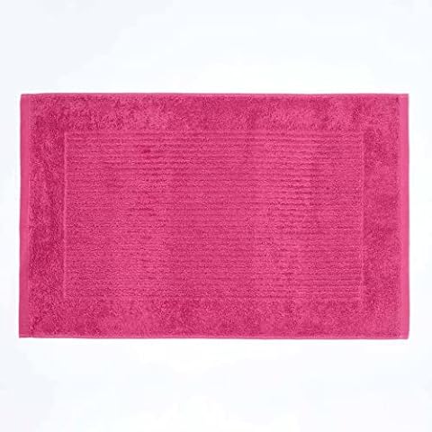 HOMESCAPES Super Soft Rasberry Bath Mat Cover