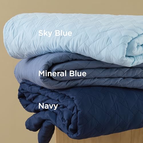 Image of Bedsure Oversized King Quilts - Lightweight Bedspreads Oversized King Size with Basket Weave Pattern, Soft Quilt Bedding Set, Navy Comforter Set Coverlet 2 Pillow Shams (120 inch x 120 inch)