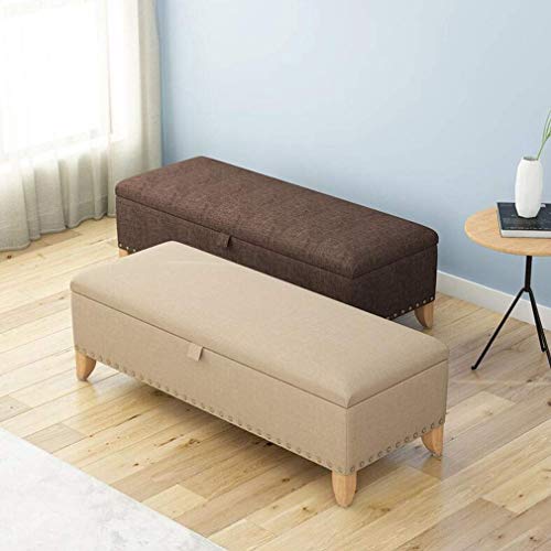 Banquette de rangement nordique pour ranger le salon efficacement