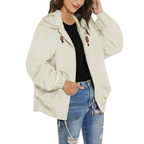 Design versatile: Con il suo design elegante e moderno, questo cappotto è ideale sia per un look casual che formale. Può essere indossato sia per il lavoro che per il libero, adattandosi a ogni occasione.