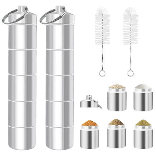 YOUNGSAY 2 Pcs Pot à Épices 5 en 1, Alliage d'aluminium Bocaux Epices, Portable Pot a Epices avec 2 Brosses de Nettoyage pour Voyages, Maison et Camping