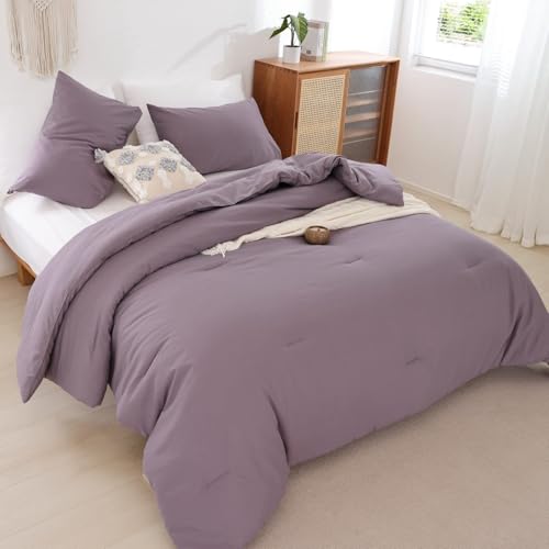 Image of ROSGONIA Oversized King Comforter 120x120, 3pcs Super King Comforter (1 Dusty Purple Comforter & 2 Pillowcases) Lightweight Warm Bedding Blanket
