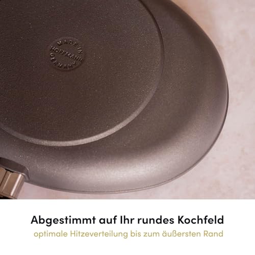 Foto von Hoffmann Fischpfanne 39 x 29 cm Oval mit Deckel Induktionsgeeignet I Backofengeeignet bis 280 Grad I Schnitzelpfanne beschichtet Induktion I Bratpfanne Backofen Ceranfeld Glasdeckel