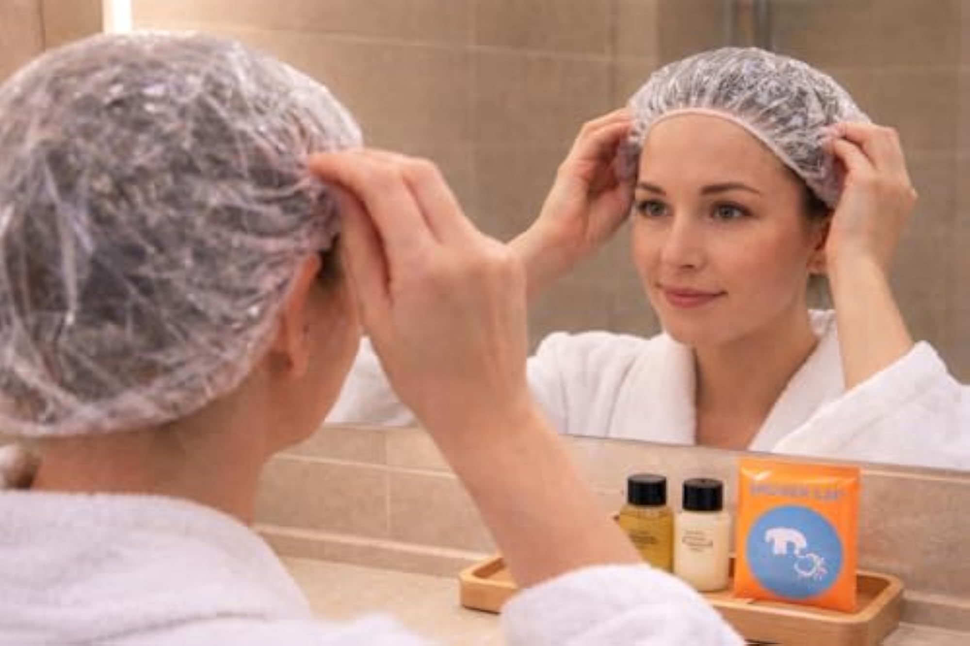 100 PCS Disposable Shower Caps for Hotels and Spas