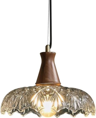 Suspension vintage en verre et laiton E26 pour sublimer un îlot de cuisine sombre