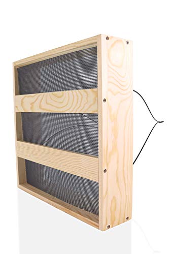 Carnalea Club - Wild Bird Feeder Platform - Sustainable Pinewood And Mesh Feeder Tray For Outside Hanging - Complete With Hanging Hook And Outdoor Decorative Frog Plant Tie #TOP2