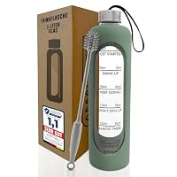 Amalindo Trinkflasche Glas 1 L aus Borosilikatglas – kohlensäuregeeignet & bruchsicher, mit Silikonhülle & Reinigungsbürste, BPA-frei & spülmaschinenfest – Olivgrün