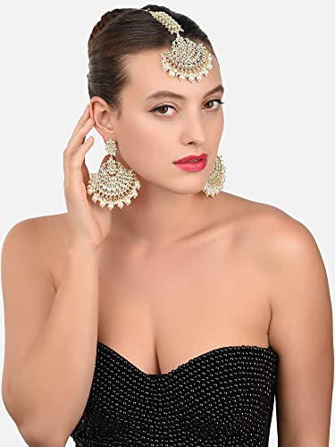 ZAVERI PEARLS Gold Tone Traditional Kundan Earring & Maangtikka Set For Women-ZPFK11432 - Image 8