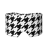 Matériau en peluche polyester ultra doux : fabriqué à partir de peluche en polyester, le masque de sommeil est léger, respirant et doux, assurant un maximum de confort sans pression sur les yeux pendant le repos prolongé ou le sommeil latéral.