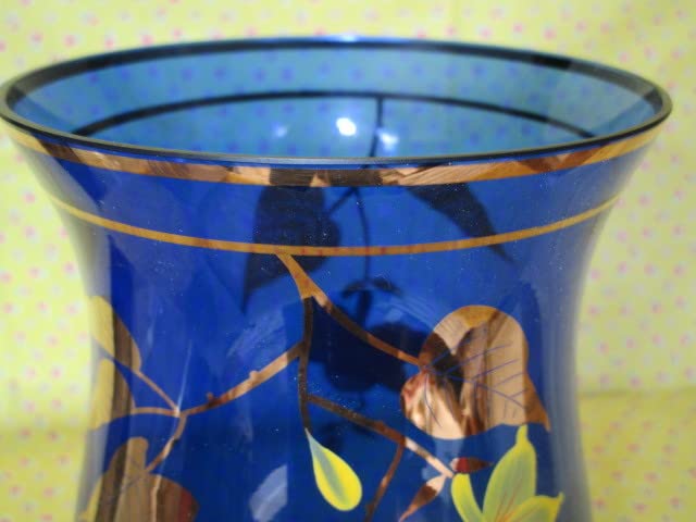 ボヘミアガラス 花瓶 金彩 箱付き ボヘミアングラスの最高傑作の