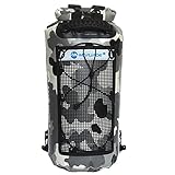 Una bolsa seca es un tipo de contenedor flexible que se sella de manera imperial. Las bolsas secas se usan a menudo en kayak, piragüismo, rafting, barranquismo y otras actividades al aire libre donde los artículos sensibles se mojarían, así como los deportes extremos, como el esquí y el snowboard. Las bolsas secas se utilizan para proteger la electrónica del agua. Además, se utilizan para evitar que los sacos de dormir y la ropa de repuesto se mojen, como en un contexto de camping.
